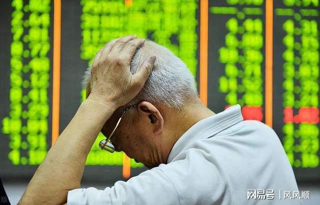 莱斯特城官方:拉塞尔