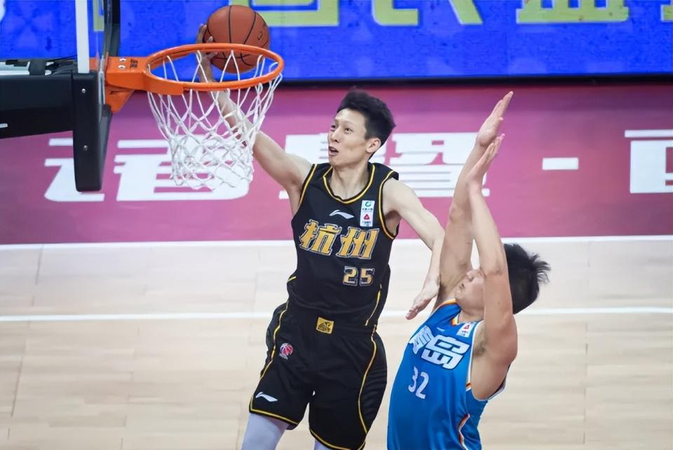 NBA休赛期多笔交易流言更新