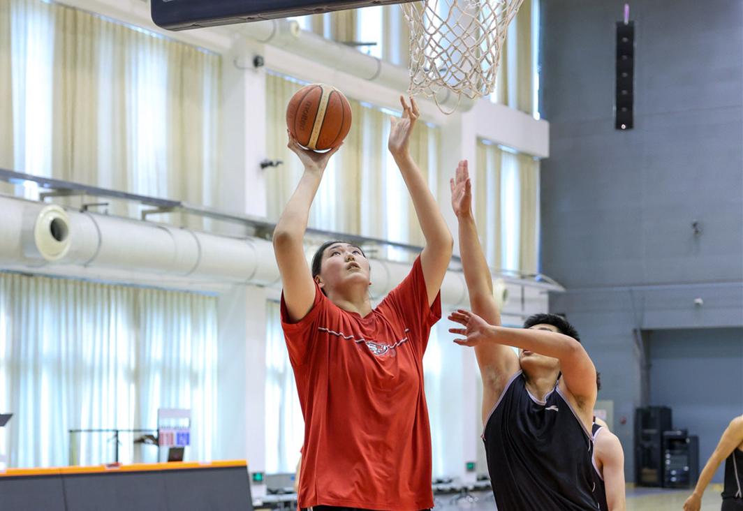 2026年NBA选秀球员之小莫雷兹