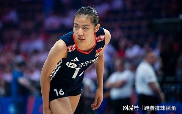 詹姆斯愿底薪加盟！超12支球队联系！