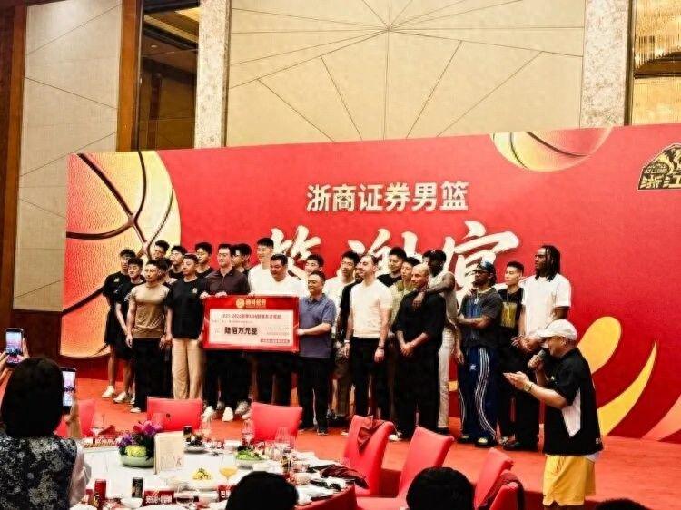 雷霆新星托皮奇接受腰椎手术