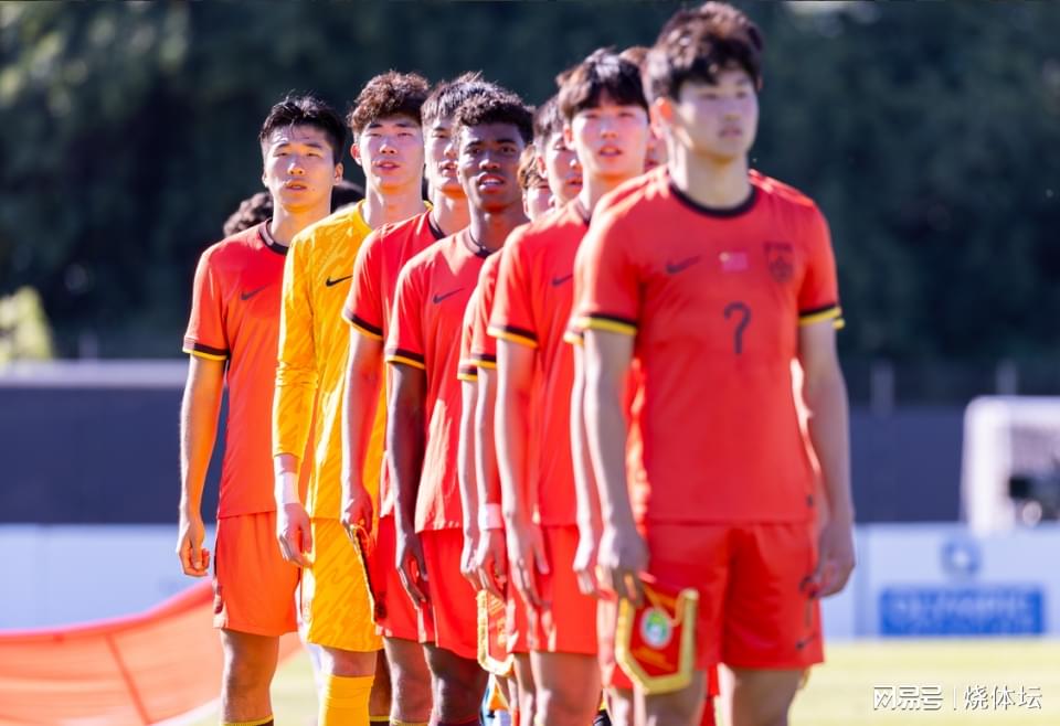 U17男篮虐委内瑞拉！张懿赵杰+2将齐爆，多人贡献，吕飞燕下替补