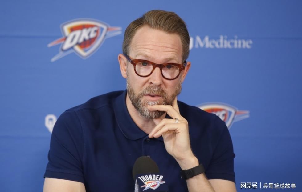 超早期NBA实力榜:马刺领跑,雷霆紧随其后