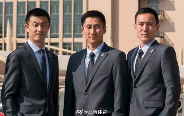 福克斯谈被批评:事情已经这样也改变不了,仍然相信我们能赢