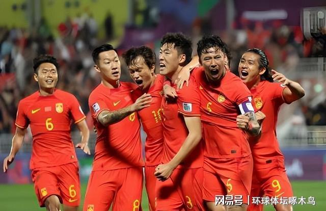 老鹰4年长约签下次轮秀,他确实是拿到了自己想要的合同?