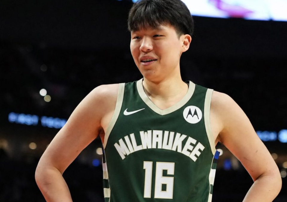 2026选秀:米切尔预测57顺位去老鹰