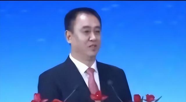 队报:巴西战摩洛哥赛前,球场周边交通陷入瘫痪