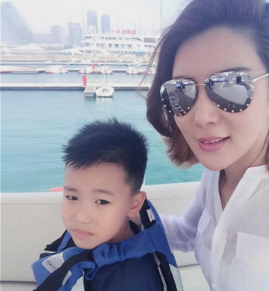 每体：皇马卡斯蒂亚撤销对中场塞斯特罗的处罚